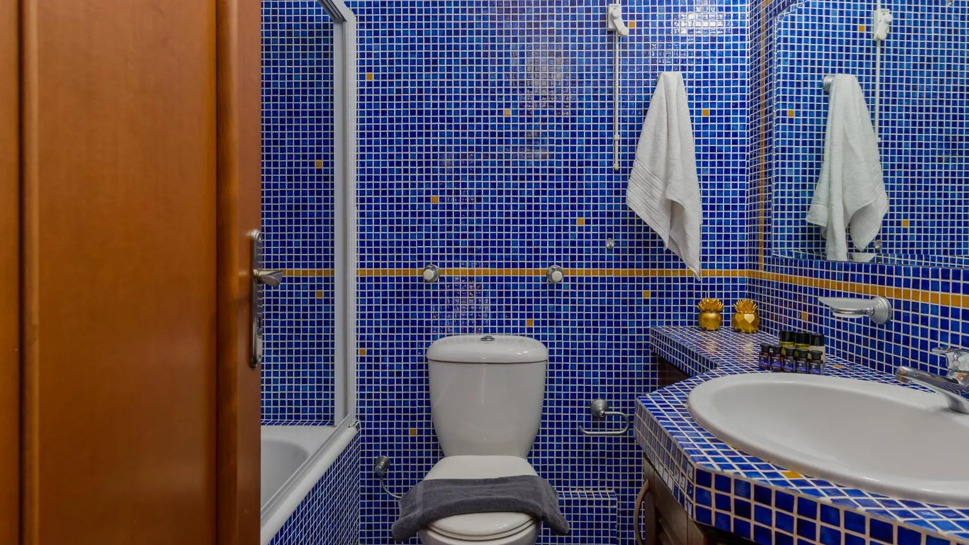 Centro Y Mar! Central Penthouse With Terrace! Argostoli  0*, Argostoli (Kefalonia)